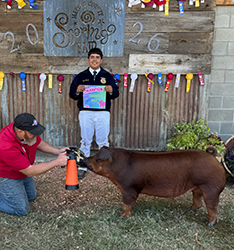 Jose Garcia
FFA Champion Duroc
Banos Merced Coiunty Spring Fair