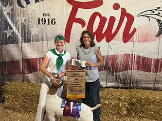 Madison Jones
Champion 4-H Goat
Glen County Fair